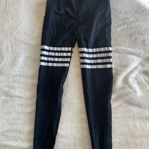 Booty scrunch leggings